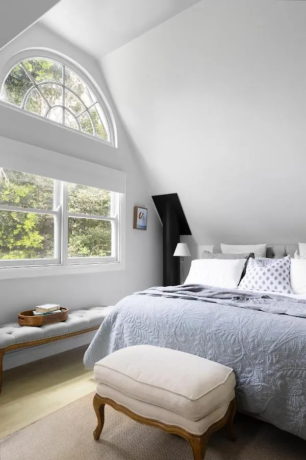 The Witta Chapel - Luxury Country Cottage Escape For 6 Holiday home